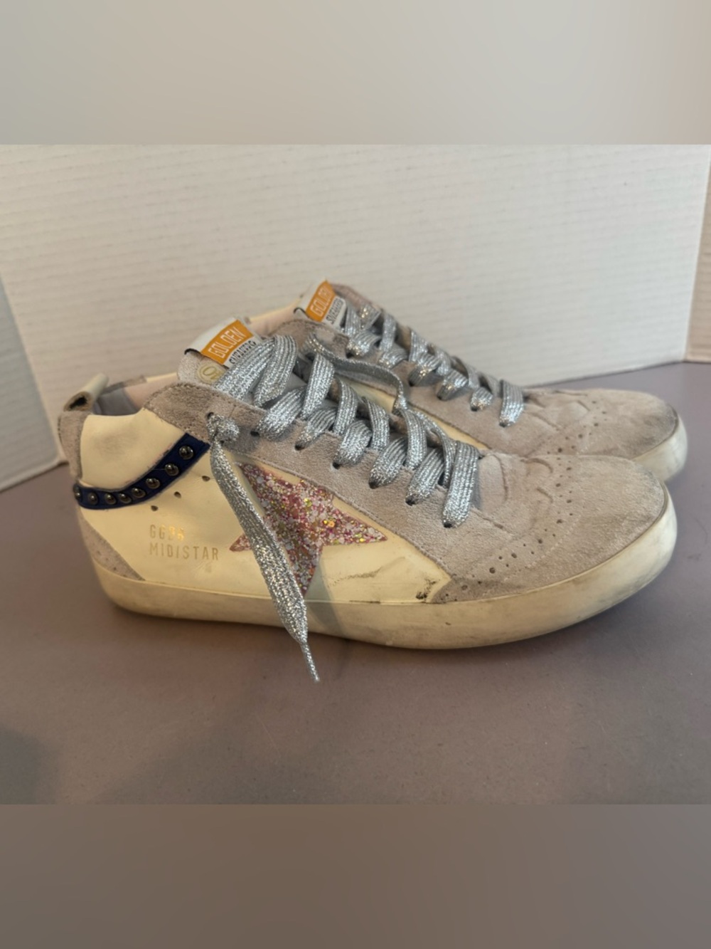Golden Goose Mid Star Low-Top Sneakers in Grey, Silver & Pink Glitter - Picture 1 of 15